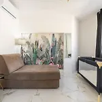 Holiday home Leon With Private Pool