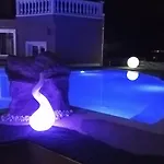 Leon With Private Pool