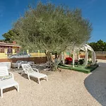 Semesterbostad Leon With Private Pool Quartu SantʼElena