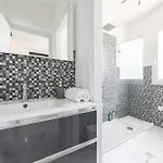 Semesterbostad Leon With Private Pool *