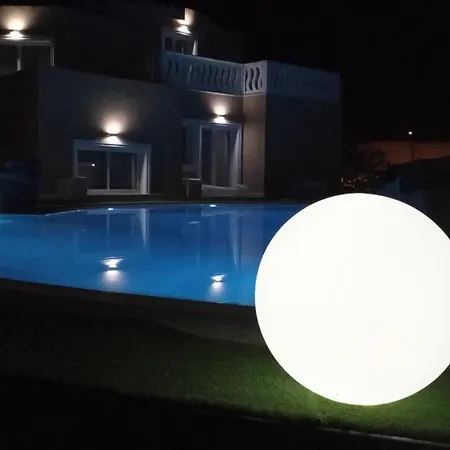 Semesterbostad Leon With Private Pool Quartu SantʼElena