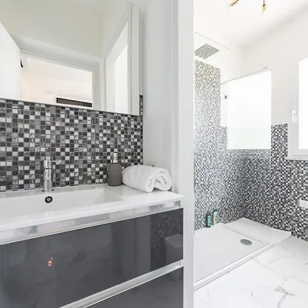 Leon With Private Pool * Quartu SantʼElena